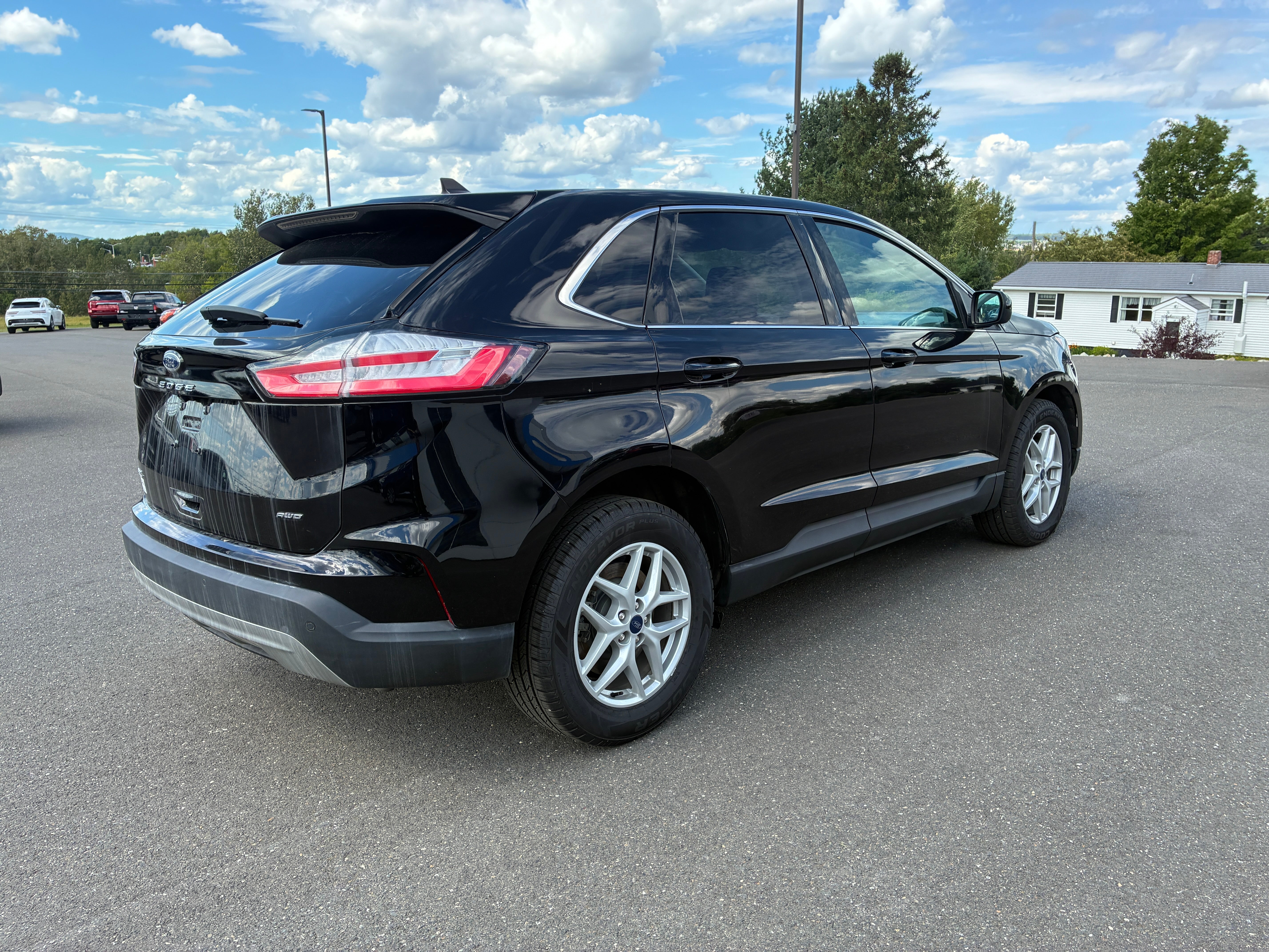 2022 Ford Edge SEL