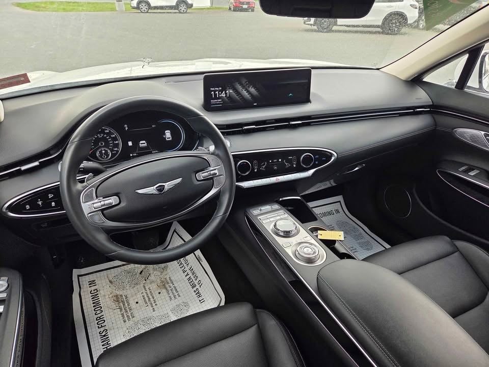 2025 Genesis GV70 2.5T
