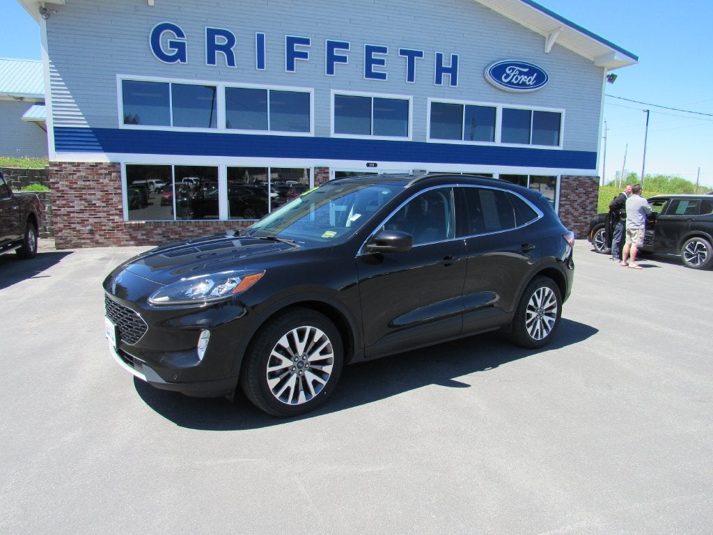 2022 Ford Escape Titanium