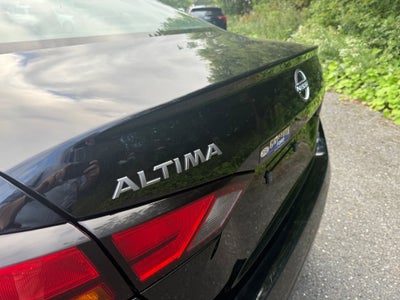 2024 Nissan Altima Base