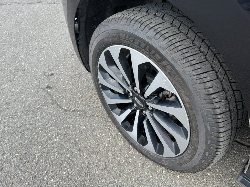 2022 Lincoln Navigator L Reserve