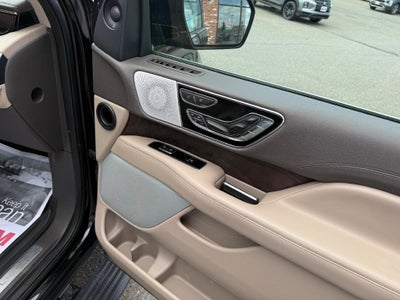 2022 Lincoln Navigator L Reserve