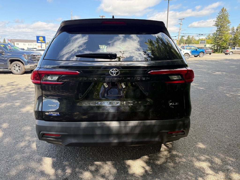 2025 Toyota Grand Highlander XLE